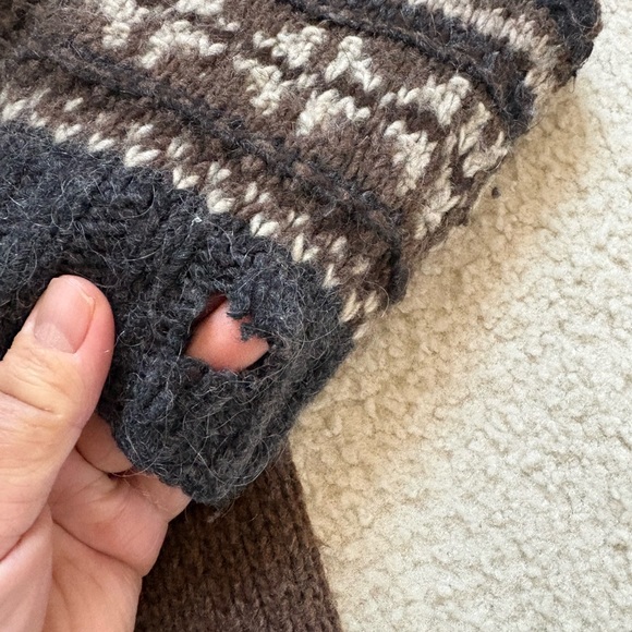 Vintage Eddie Bauer hand knit wool blend fair isle Naraimo cardigan (FLAW), sz S - Picture 10 of 10